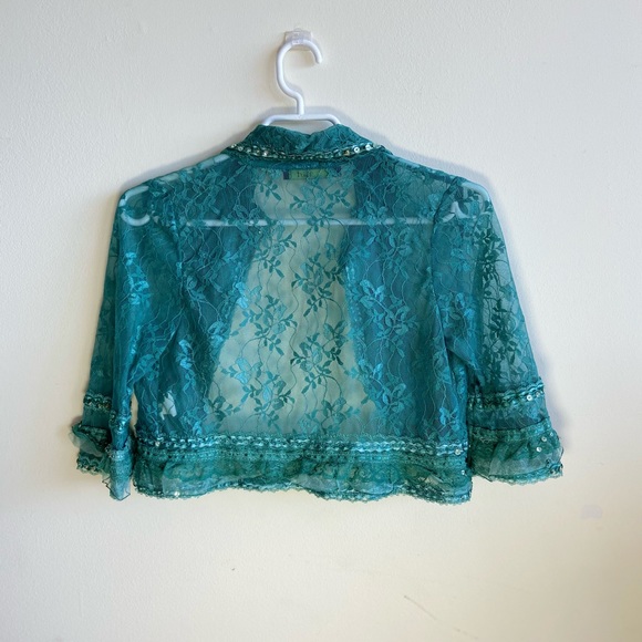 Tea Brand Lace Bolero - Picture 2 of 6